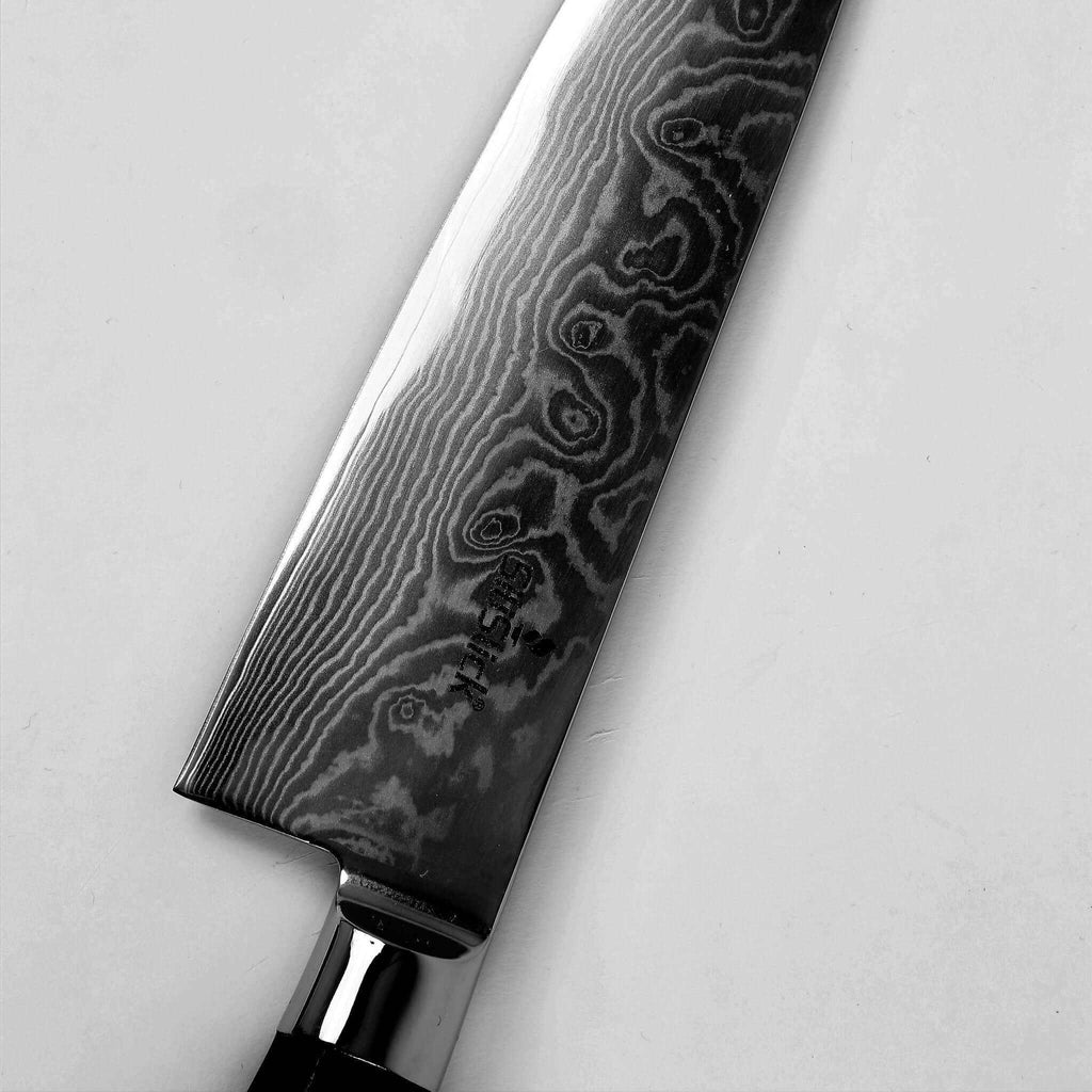 Close-up of the 67-layer Damascus steel pattern along the blade